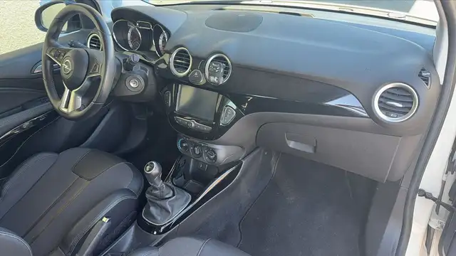 Opel Adam view 10