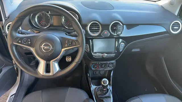 Opel Adam view 11
