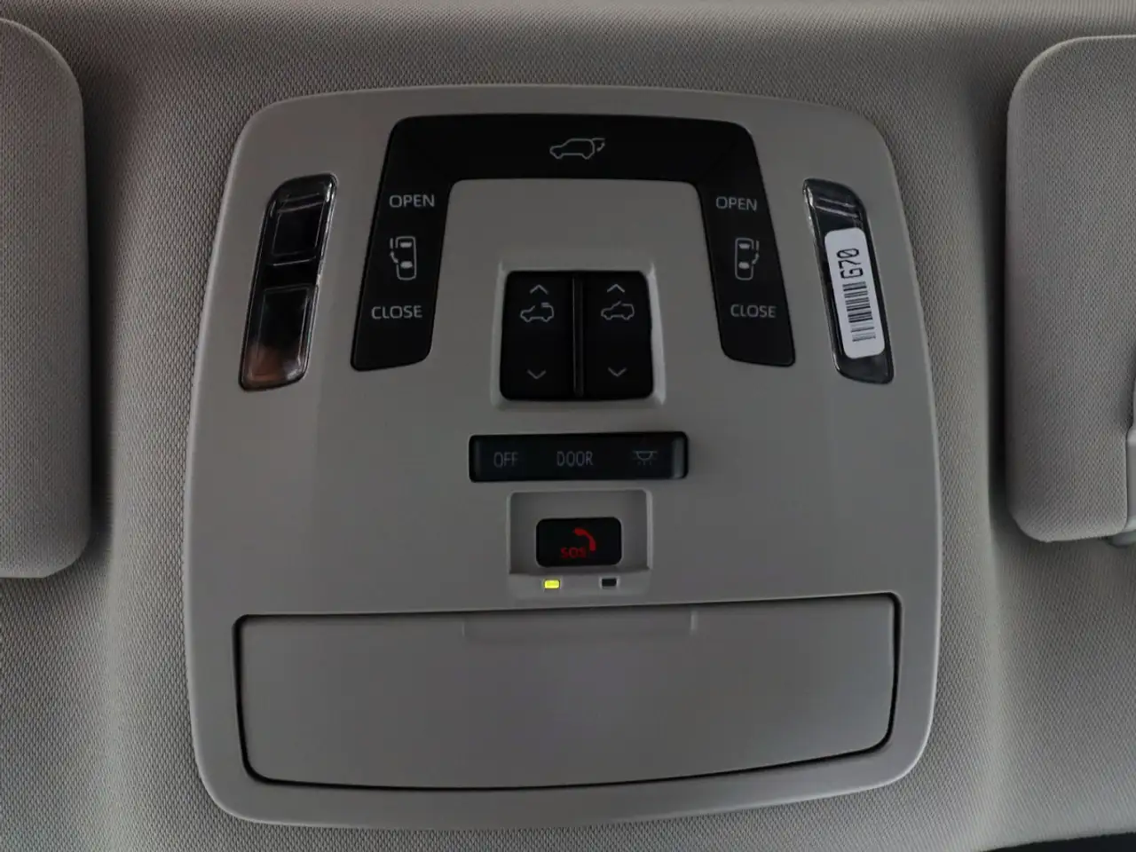 Toyota Sienna снимка Toyota Sienna