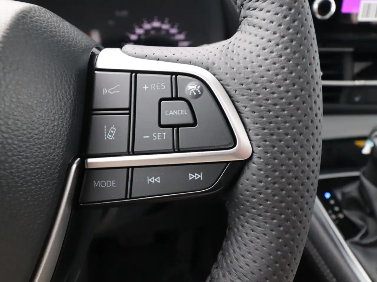 Toyota Sienna снимка Toyota Sienna