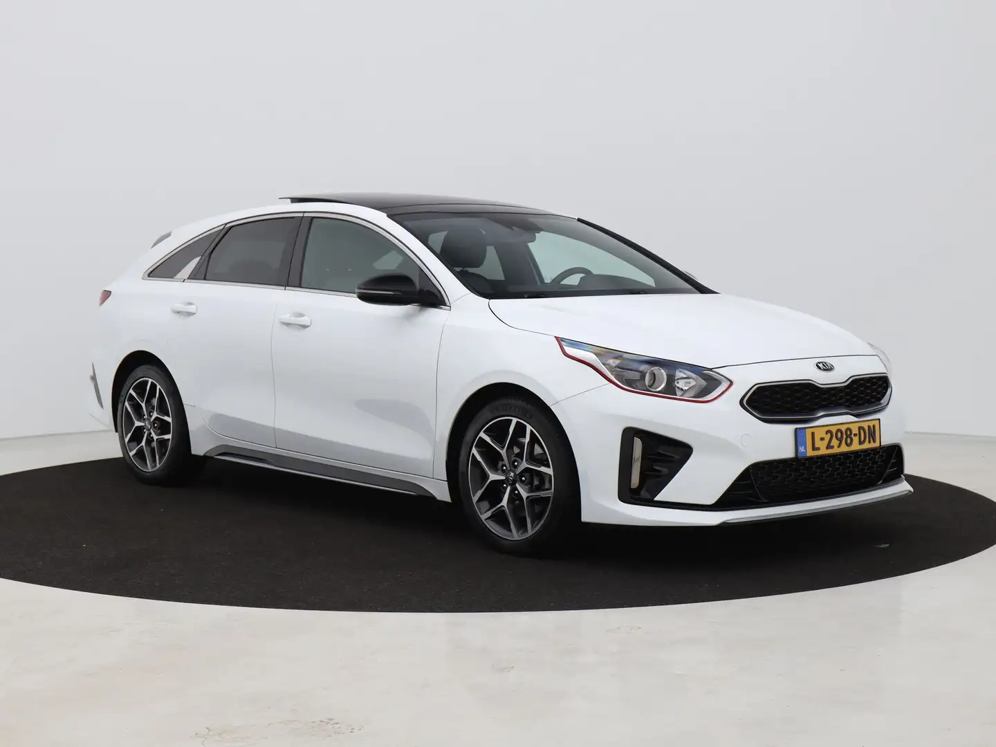 Kia ProCeed / pro_cee'd 1.5 T-GDi GT-Line Edition | PANO | CAMERA | TREKHA Blanc - 2
