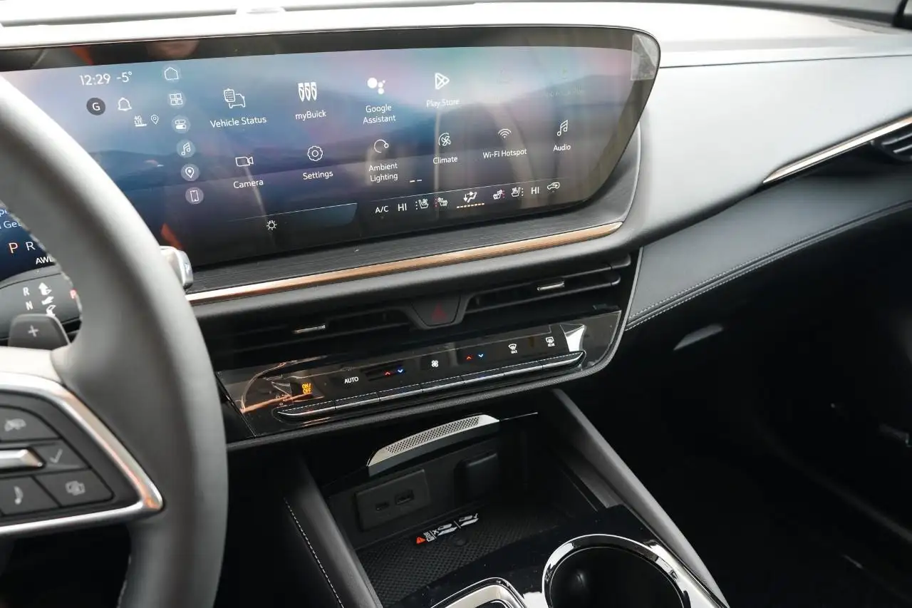 Buick Envision снимка Buick Envision