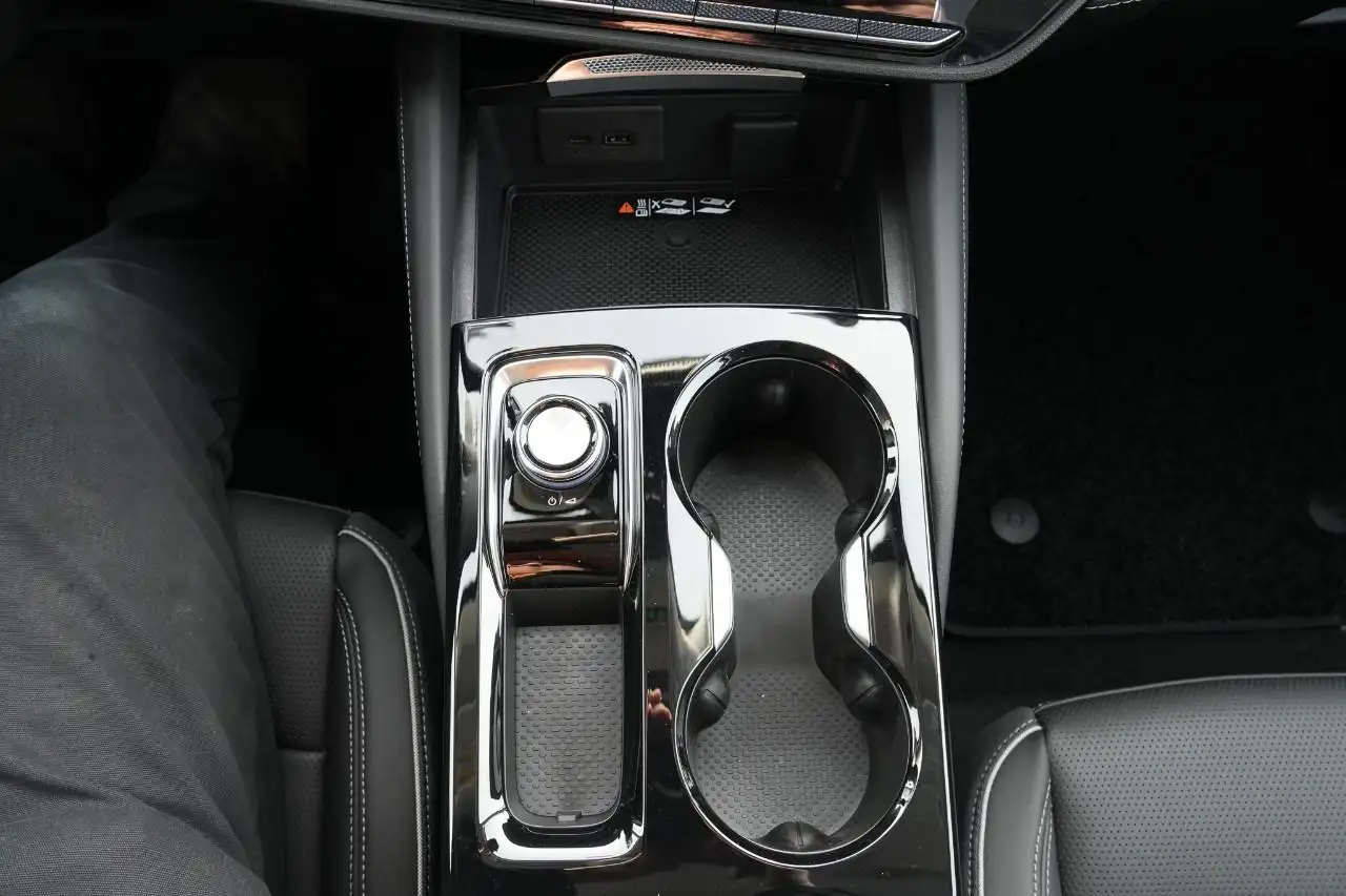 Buick Envision снимка Buick Envision