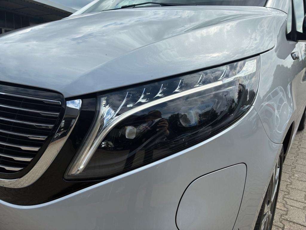 Mercedes-Benz EQV 300