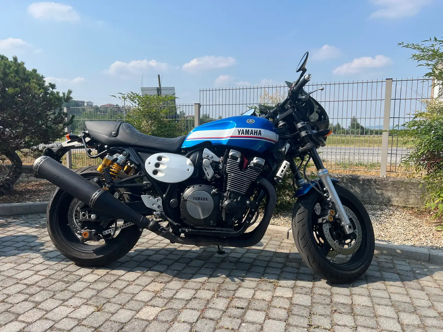 Yamaha XJR 1300 Bleu - 1
