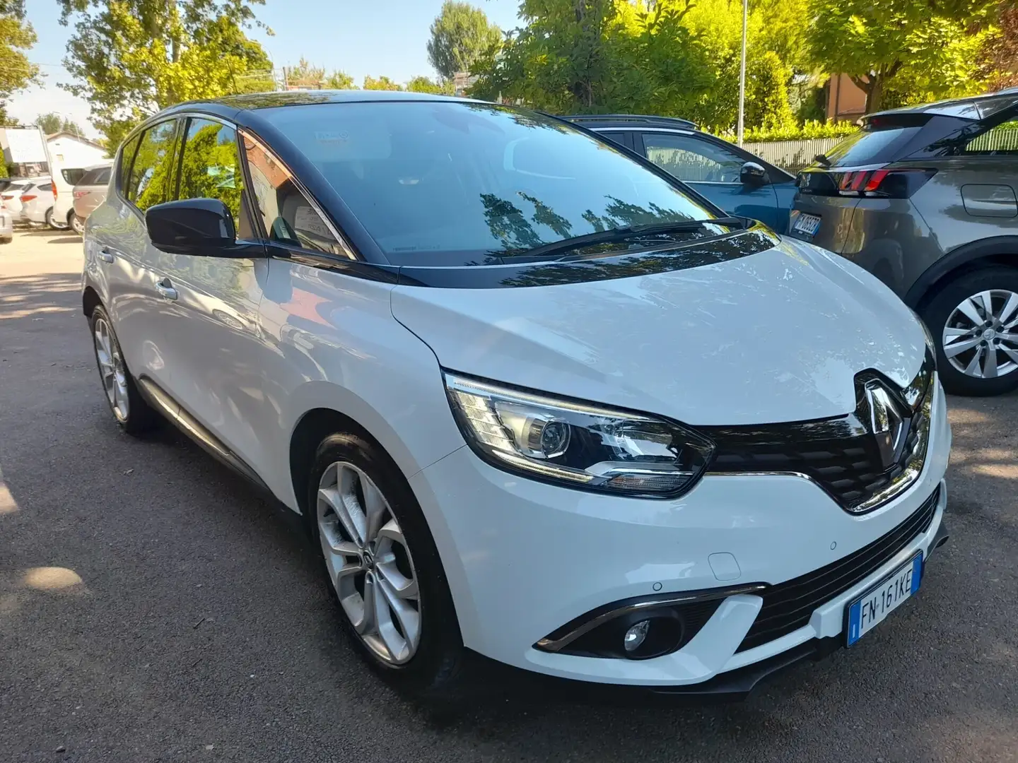 Renault Scenic Scénic dCi 8V 110 CV EDC Energy Intens Bianco - 2
