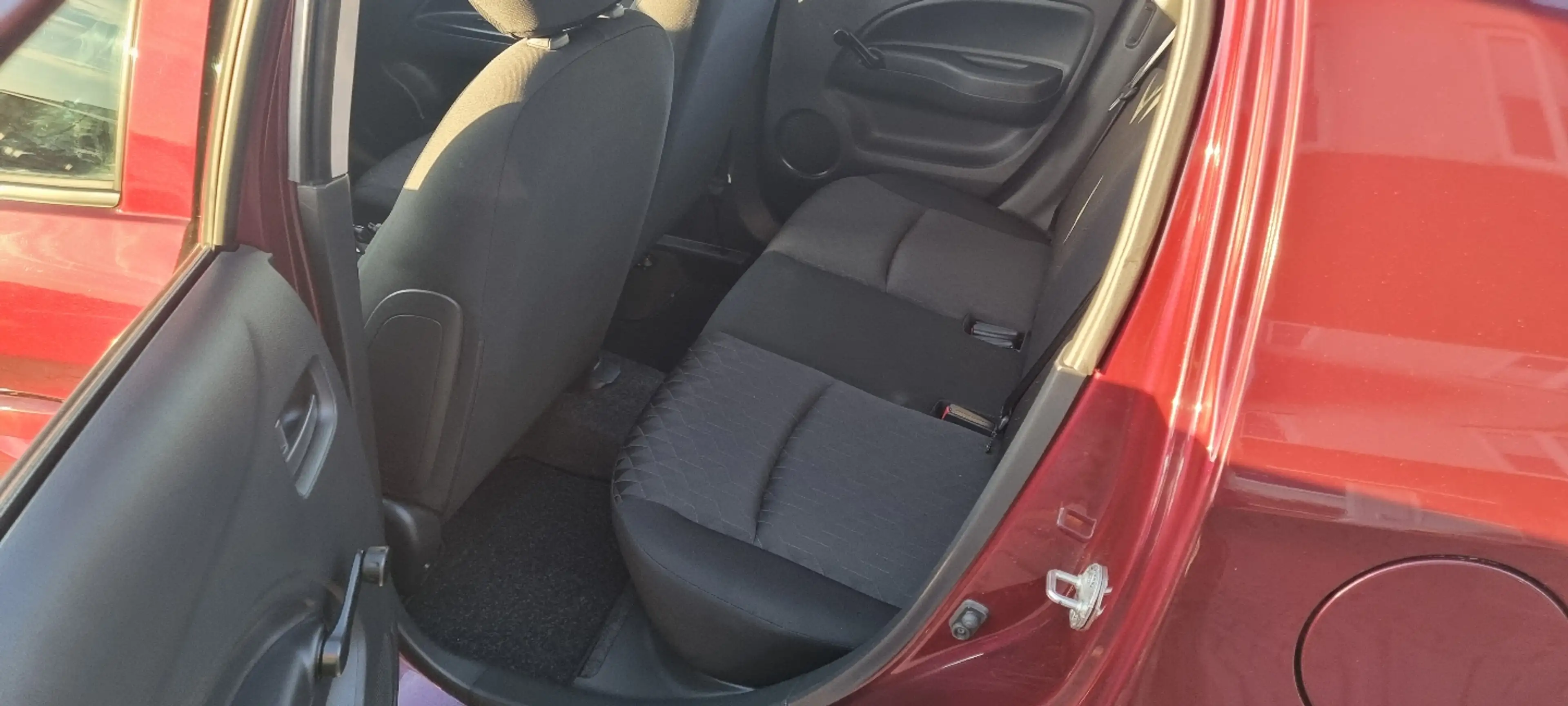 Mitsubishi Space Star Spirit 1.2 5-Gang 3 Jahre Garantie — photo 6