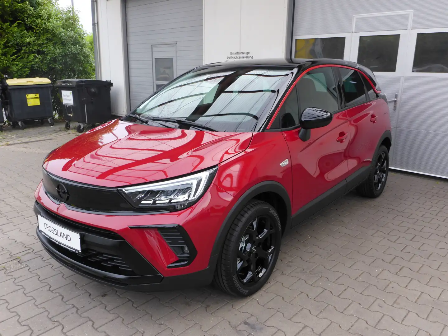 Opel Crossland 1.2 Automatik GS Line Rot - 1