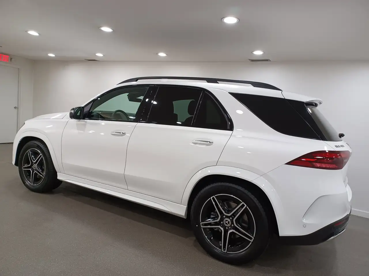 Mercedes-Benz GLE снимка Mercedes-Benz GLE