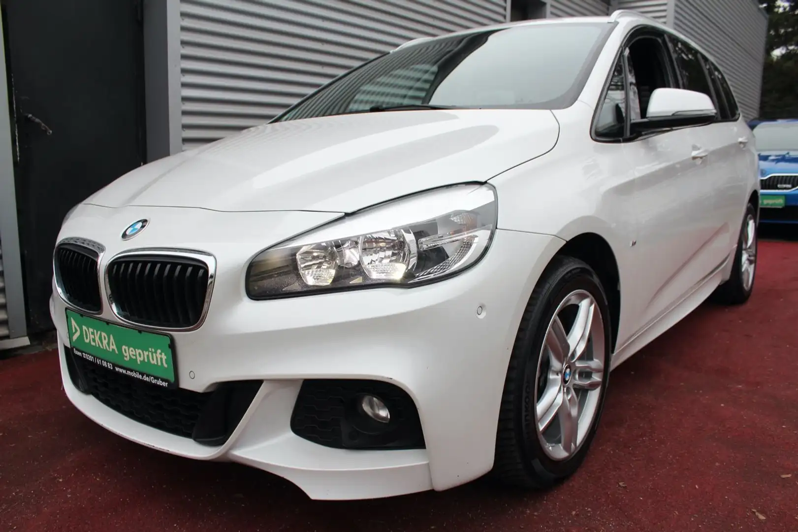 BMW 216 216i GRAN TOURER M SPORTPAKET KLIMA NAVI PDC Weiß - 1