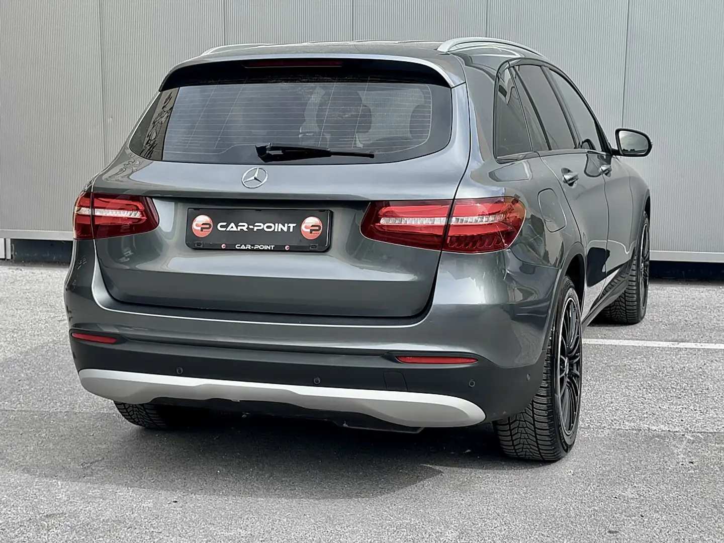 Mercedes-Benz GLC 220 d 4MATIC Aut. Grau - 2