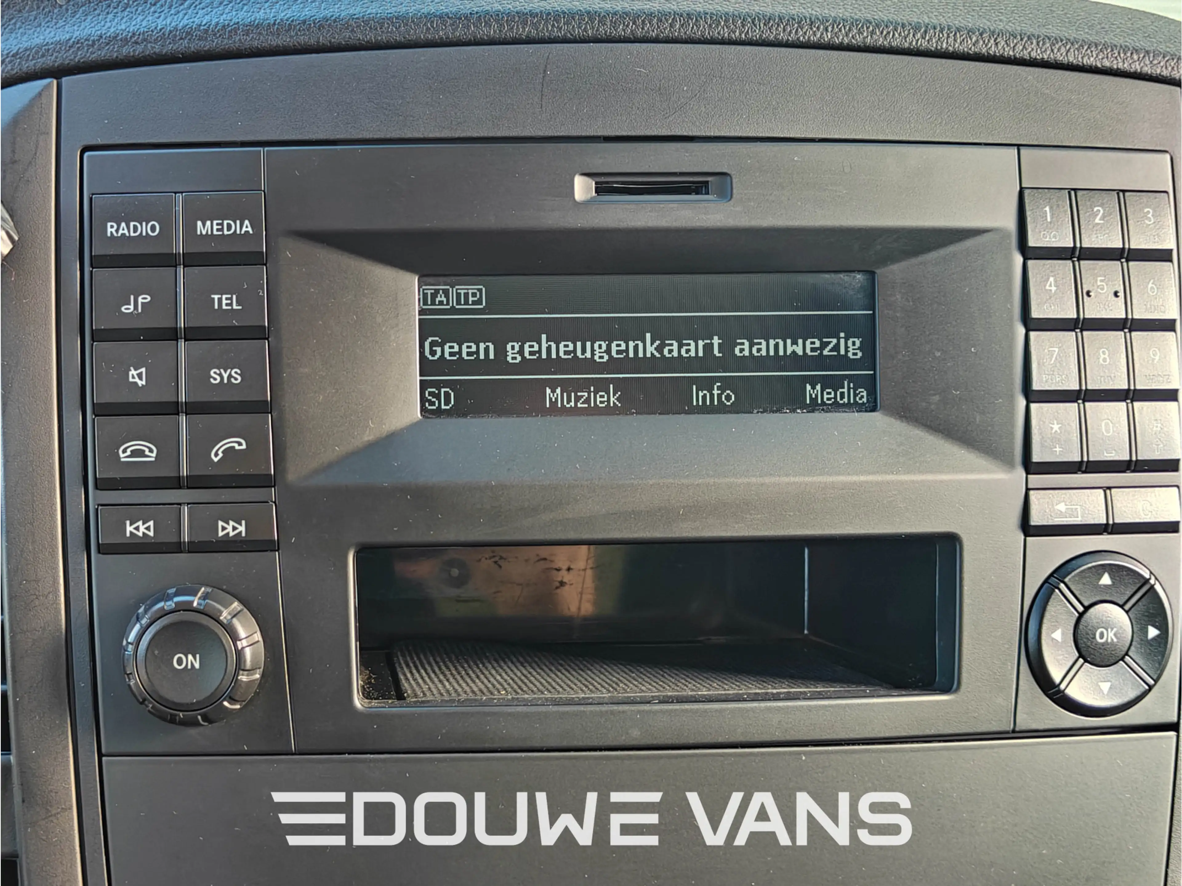 Mercedes-Benz Vito L3 110 Tourer 2-2-2-3 Opstelling Airco Opstap — photo 14