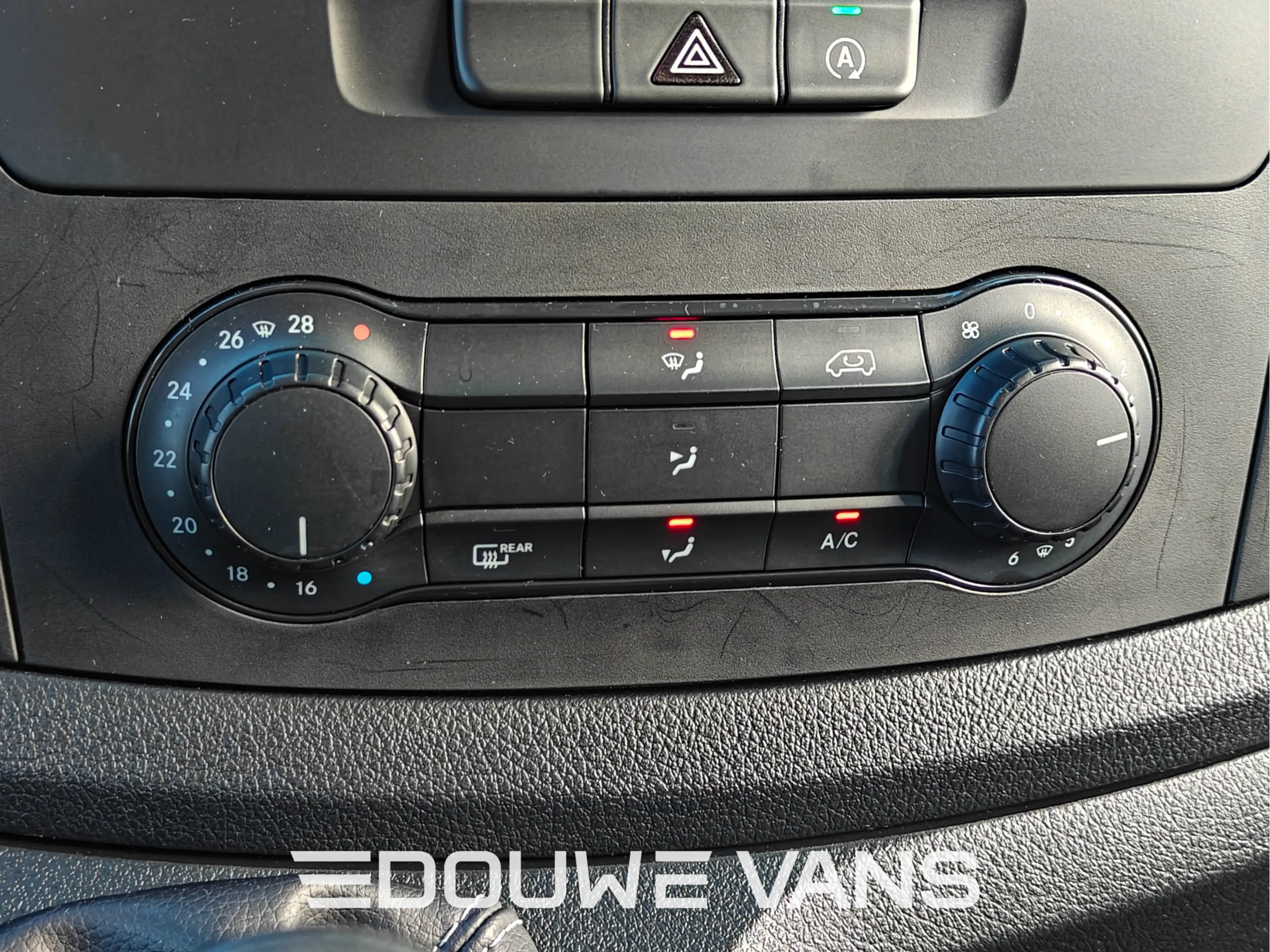 Mercedes-Benz Vito L3 110 Tourer 2-2-2-3 Opstelling Airco Opstap — photo 11