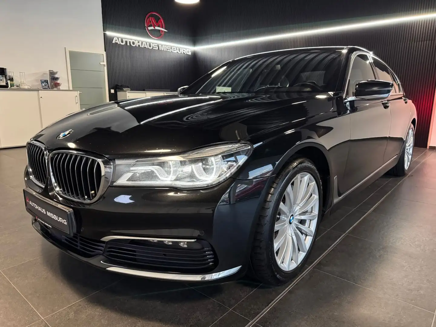 BMW 730 Lim 730 d xDrive/Head-Up+ACC+Virtual+Softclose Schwarz - 1