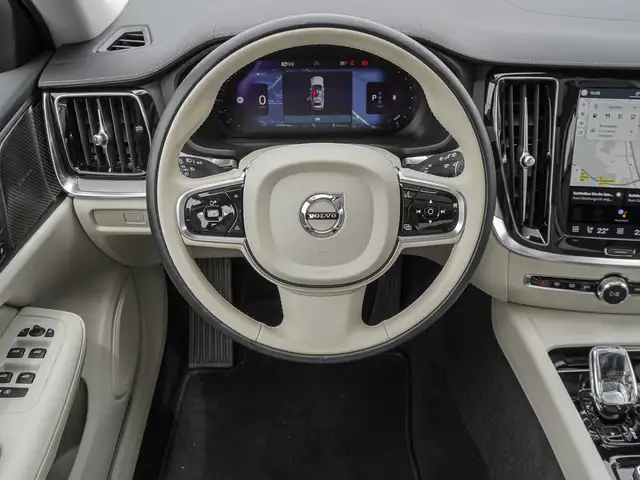 Volvo V60 Cross Country view 12