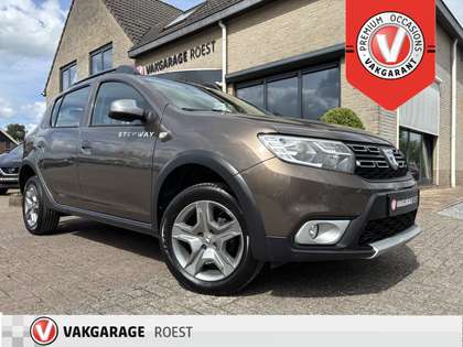 Dacia Sandero 0.9 TCe Stepway Laureate Navigatie / Parkeersensor