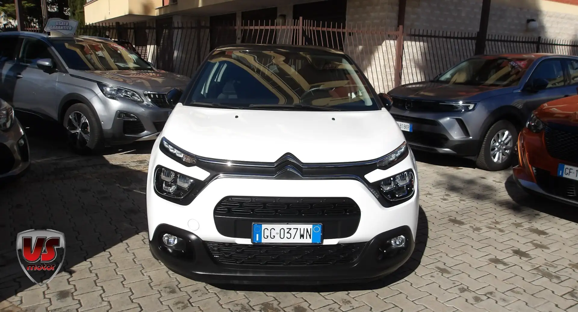 Citroen C3 C3 PureTech 83 S&S Shine Blanc - 2