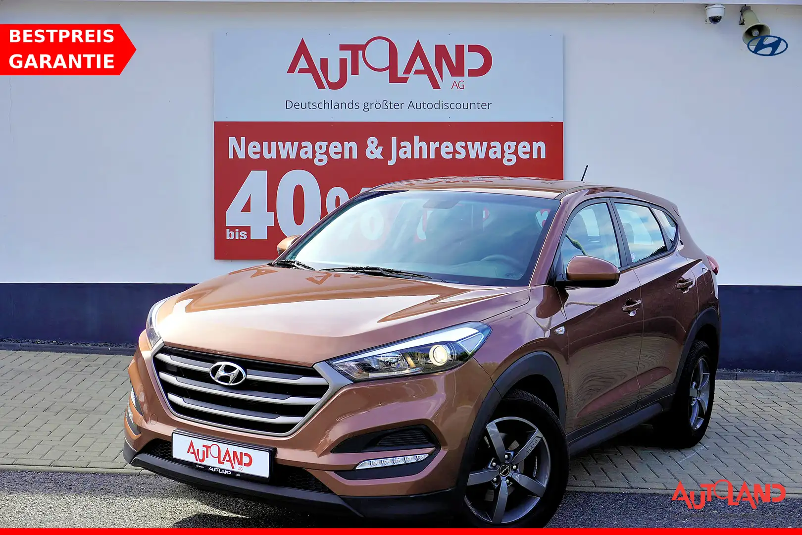 Hyundai TUCSON 1.6 T-GDI PDC Bluetooth Sitzheizung Braun - 1