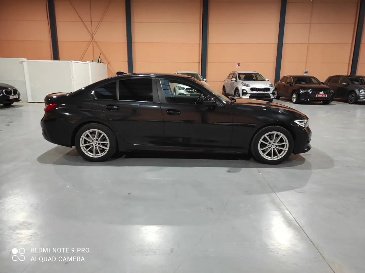 BMW 318 318dA Negro - 2