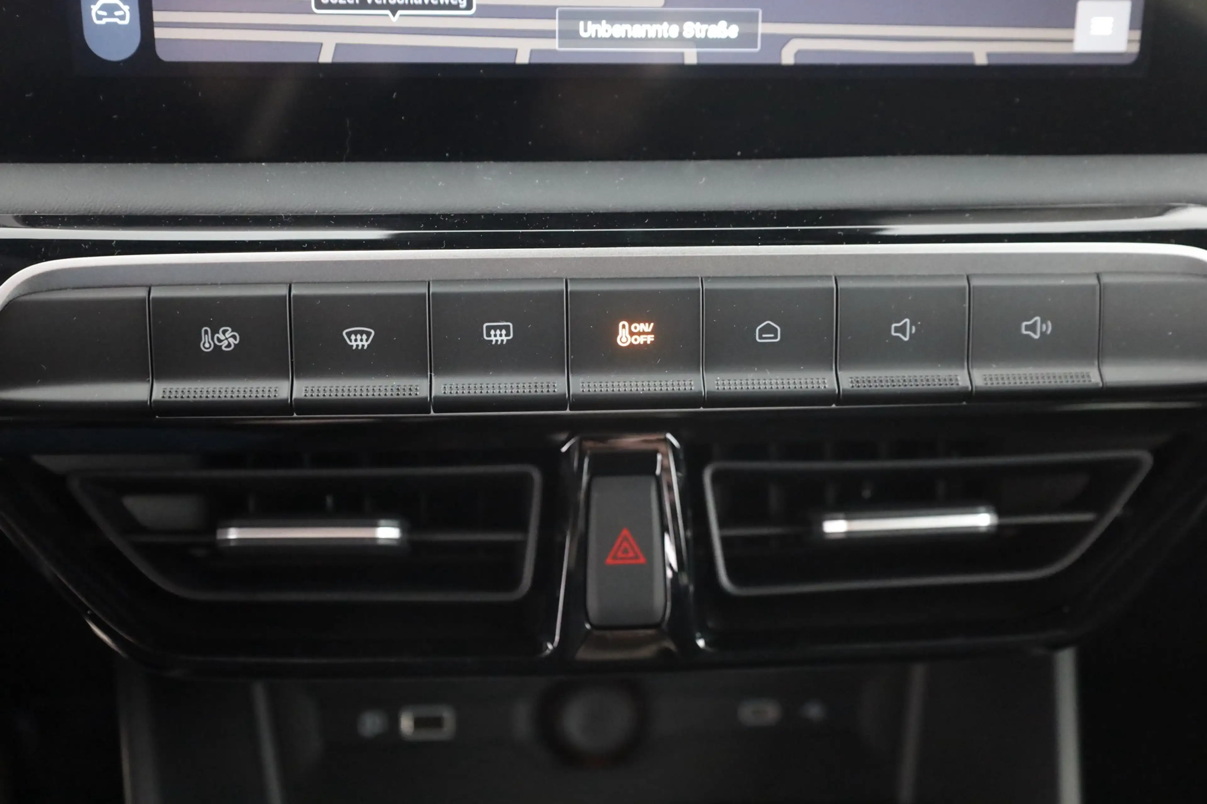 MG MG3 1.5 Hybrid Luxury Aut. LED ACC Navi 360° — photo 12