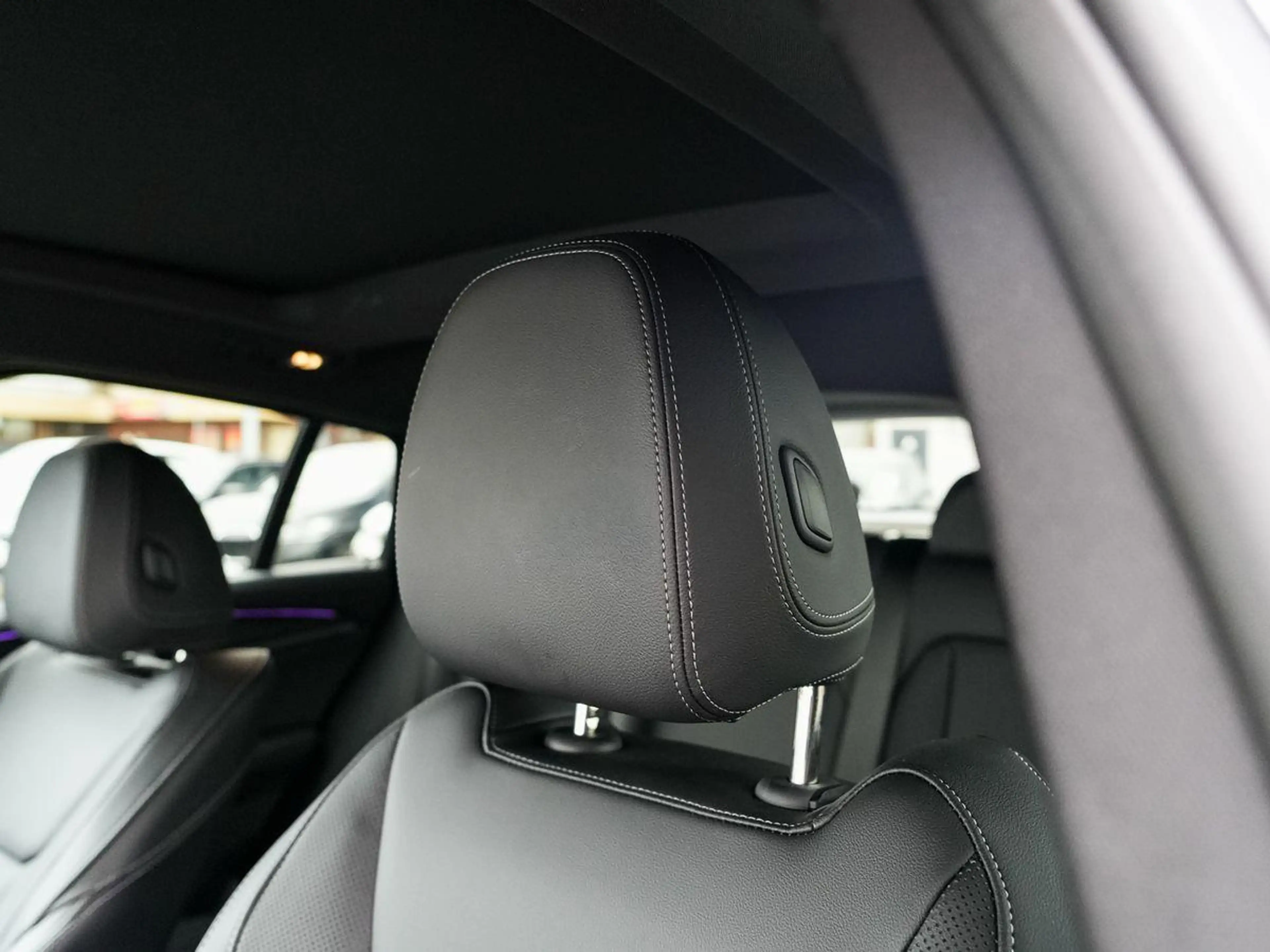 BMW X4 xDrive20d M-Sport StdHz AHK PANO ACC Laser HuD — photo 6
