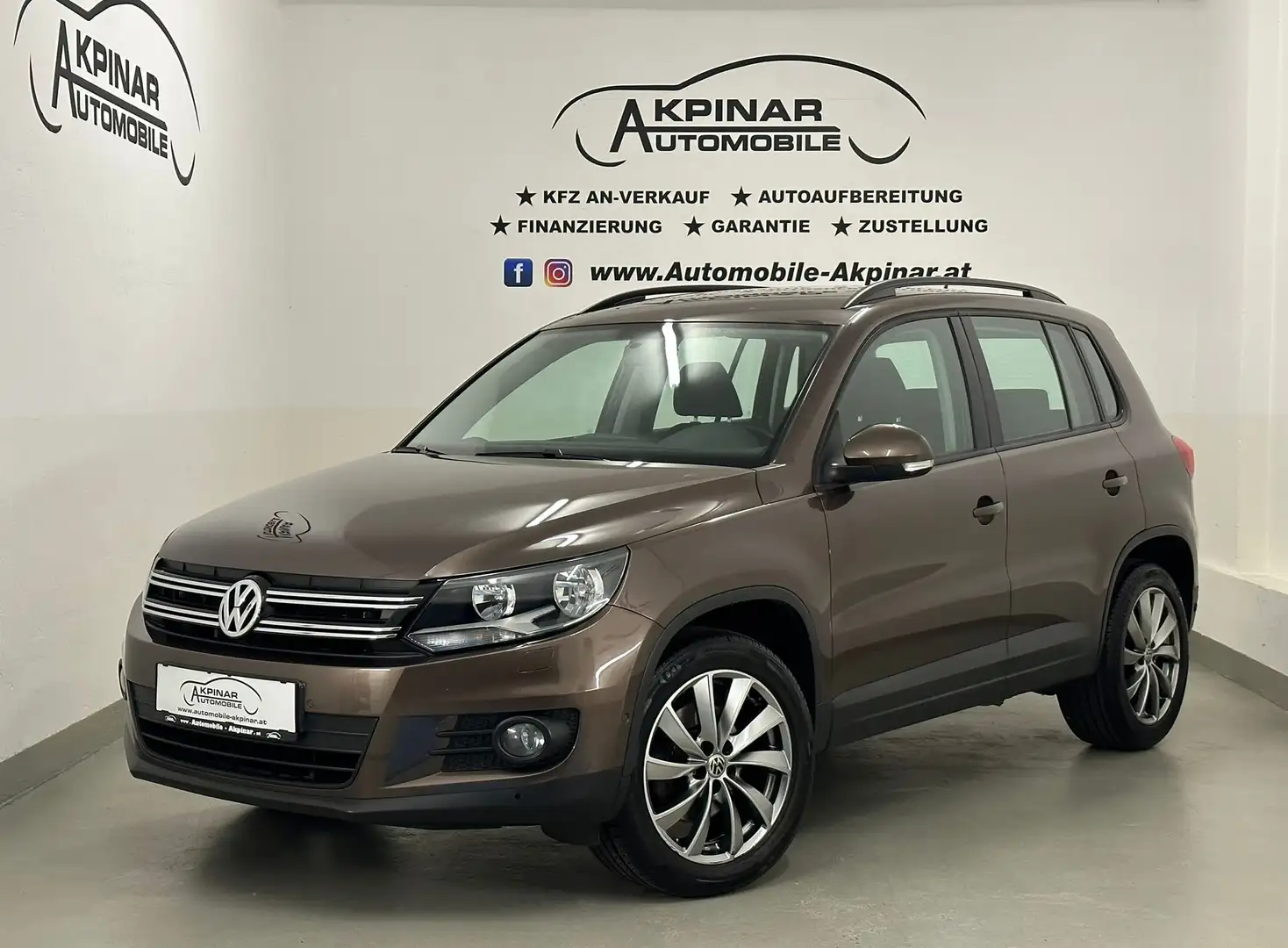Volkswagen Tiguan 2,0 TDI Trend&Fun BlueMotion 18 ZOLL - AHK - SHZ Braun - 1