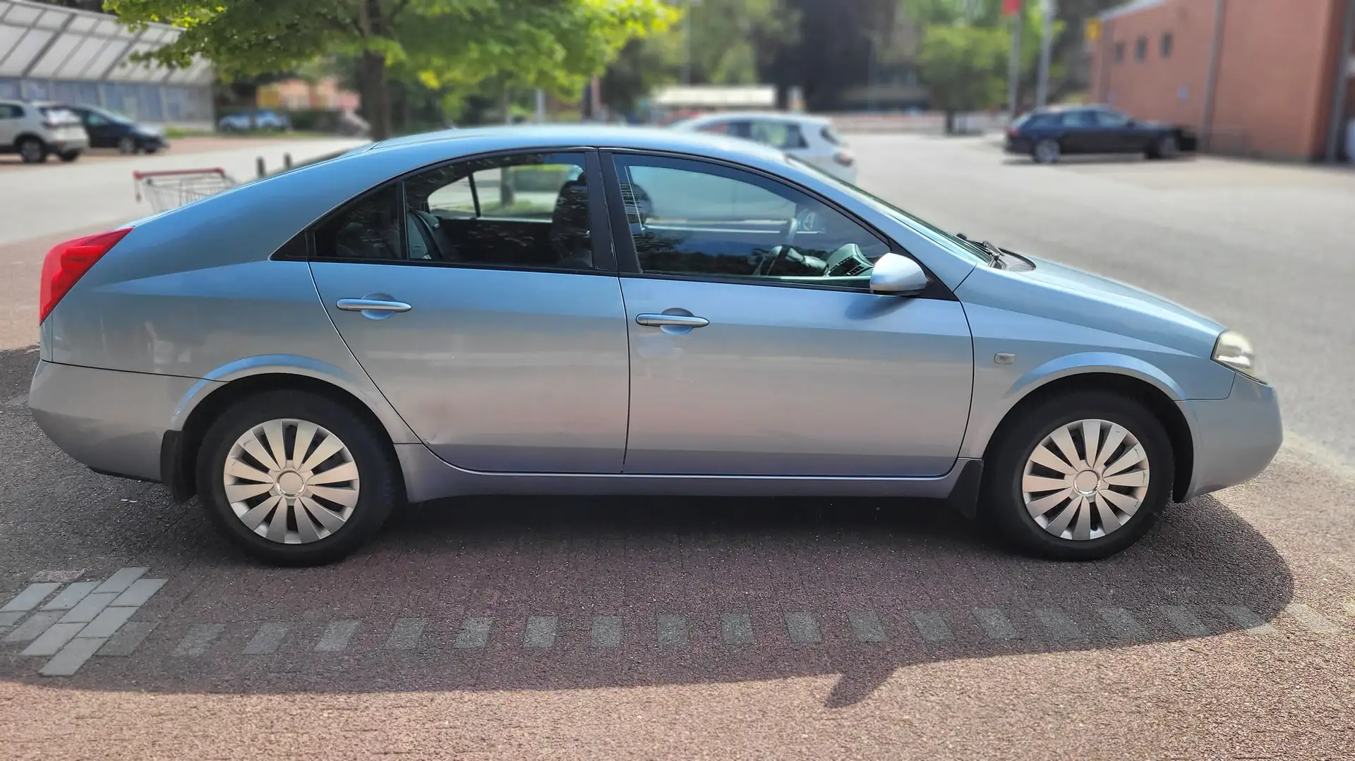 Nissan Primera P12 plava - 1