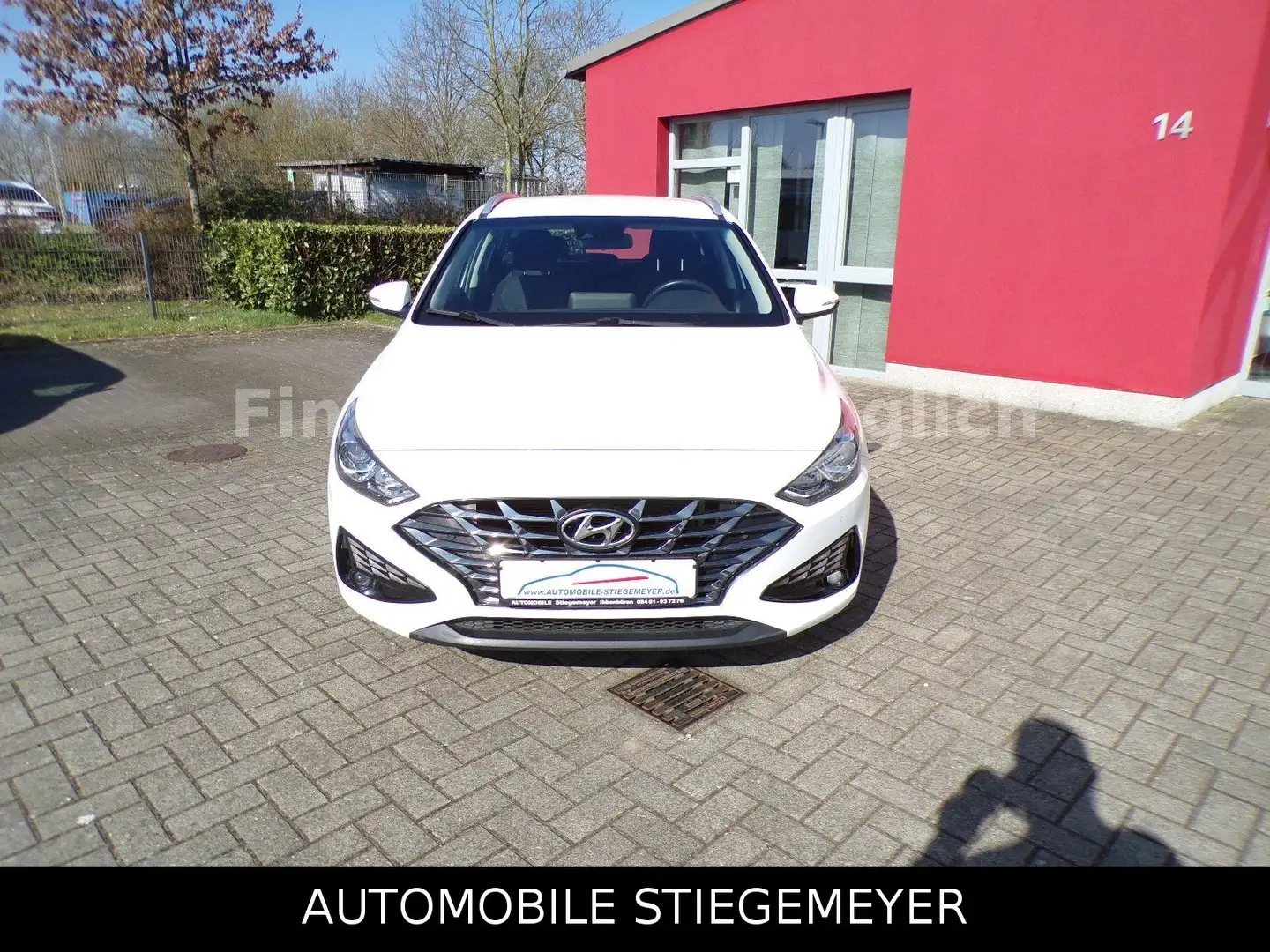Hyundai i30 cw Trend Mild-Hybrid Blanc - 2