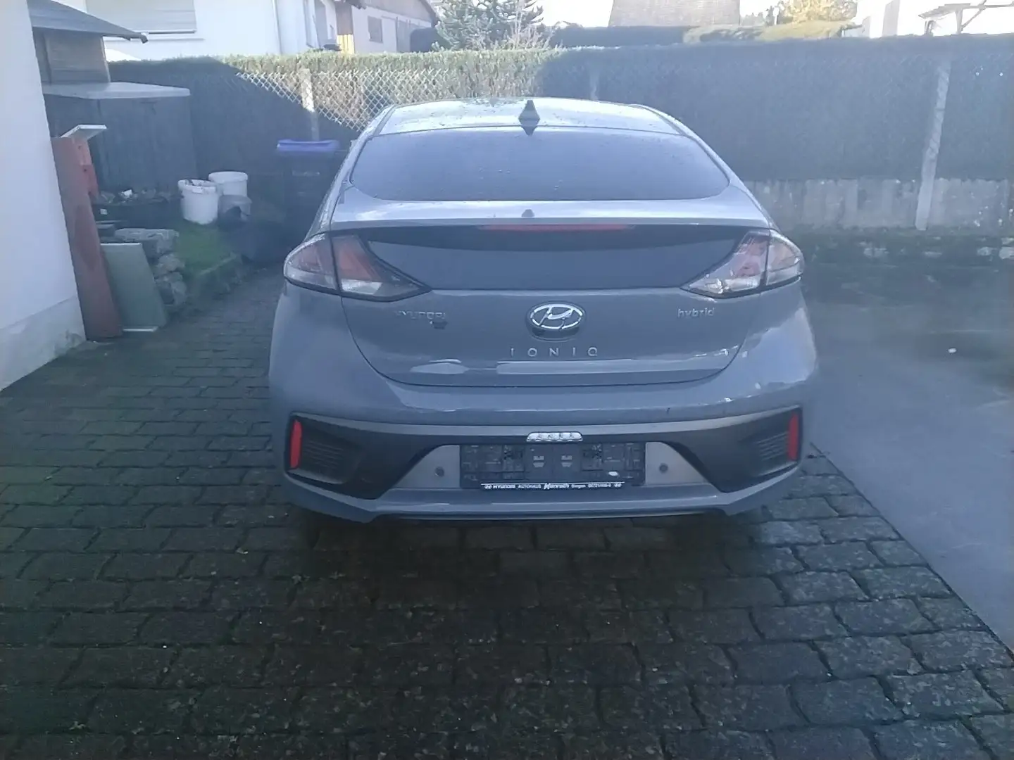 Hyundai IONIQ IONIQ Hybrid 1.6 GDI Premium Grau - 1
