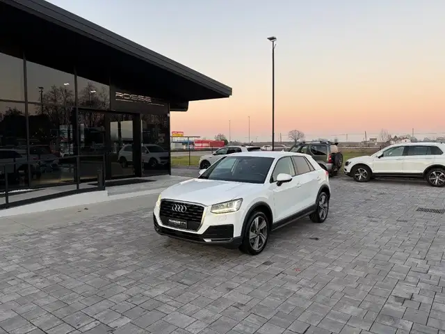 Audi Q2 1.0 S tronic Sport ANCHE NEOPATENTATI