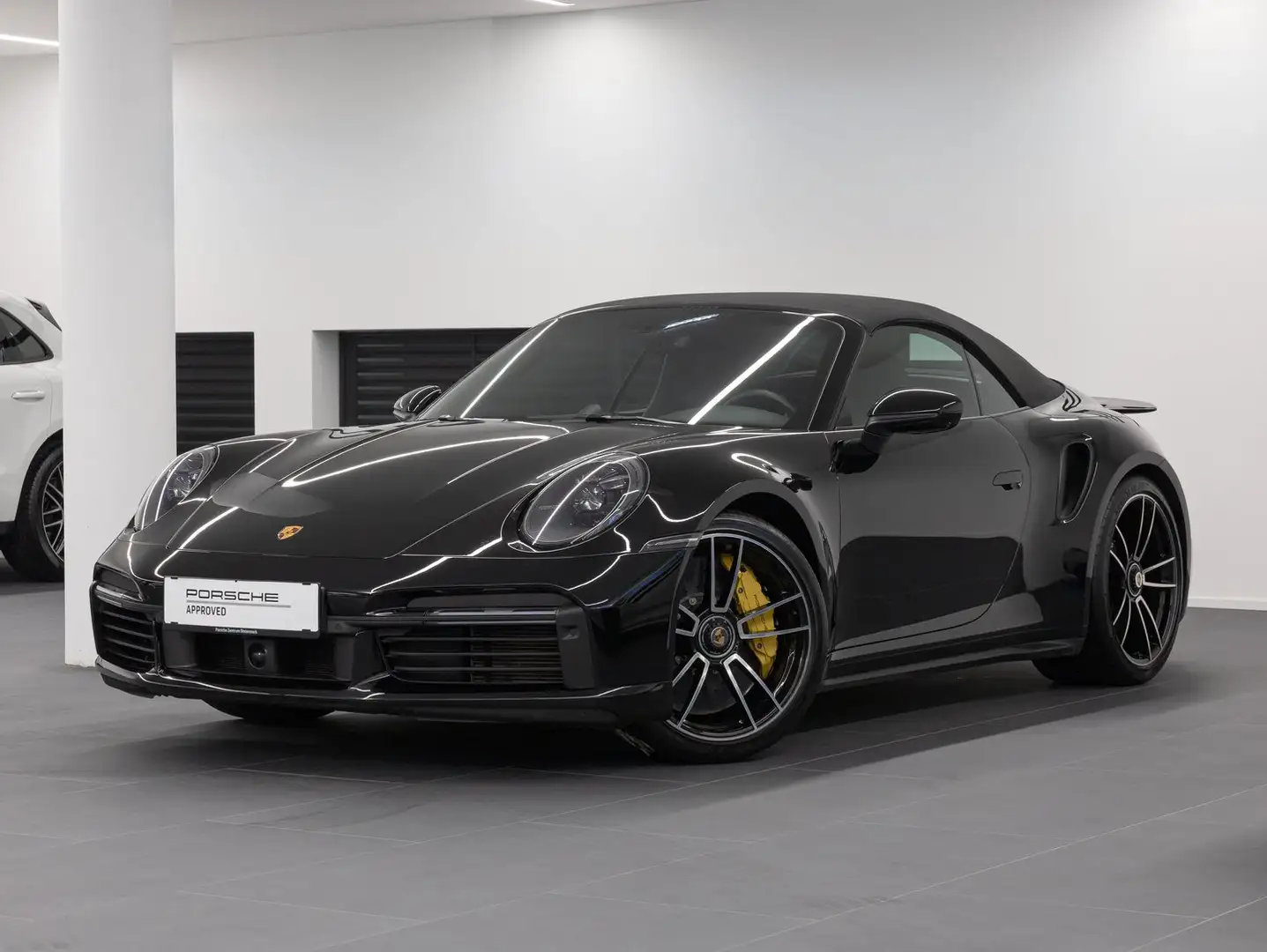 Porsche 911 Turbo S Cabriolet Noir - 1