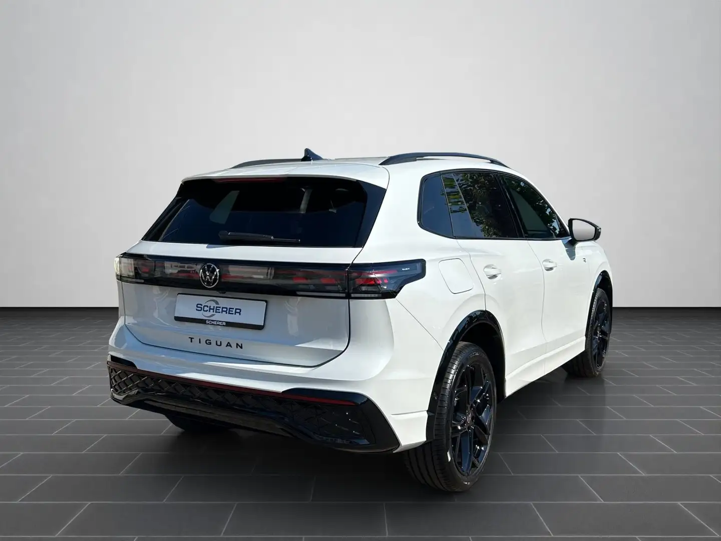 Volkswagen Tiguan R-Line 2,0 l TDI 4M 193 PS DSG7 Weiß - 2