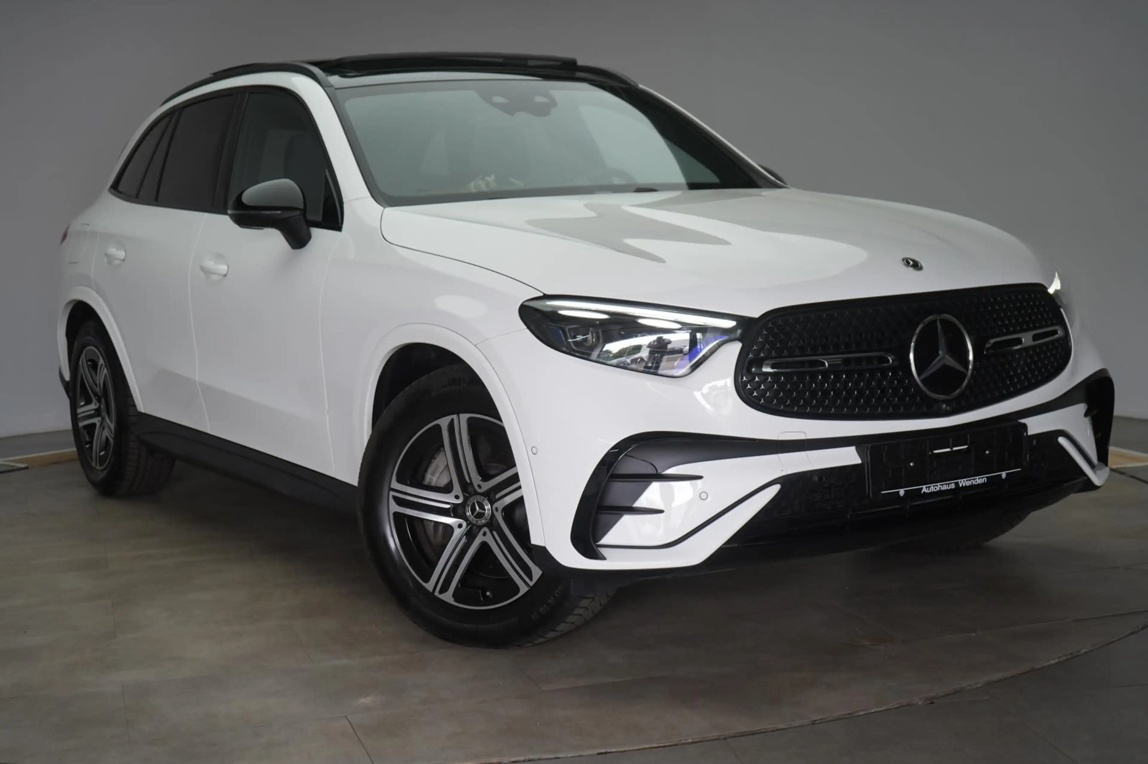 Mercedes-Benz GLC 300 d 4Matic Edition AMG Distronic/Kamera/Bu