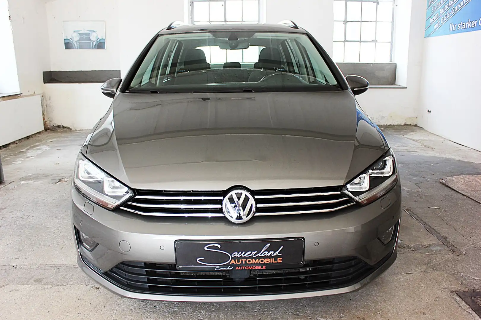 Volkswagen Golf Sportsvan VII 2.0 TDI DSG KAMERA BI-XENON Grau - 2