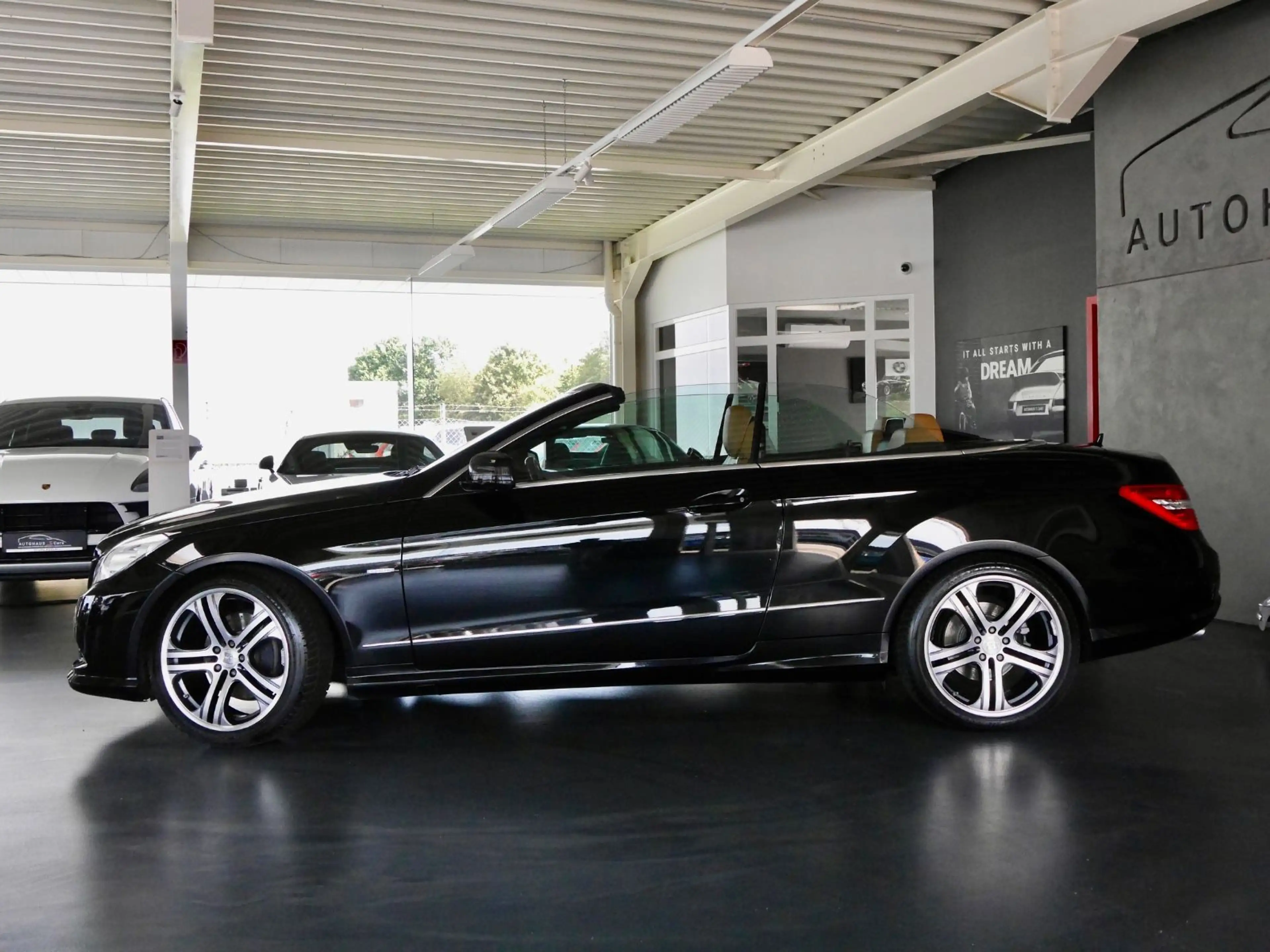 Mercedes-Benz E 350 Cabrio AMG*Leder*Navi*Brabus*2.Hand — photo 4