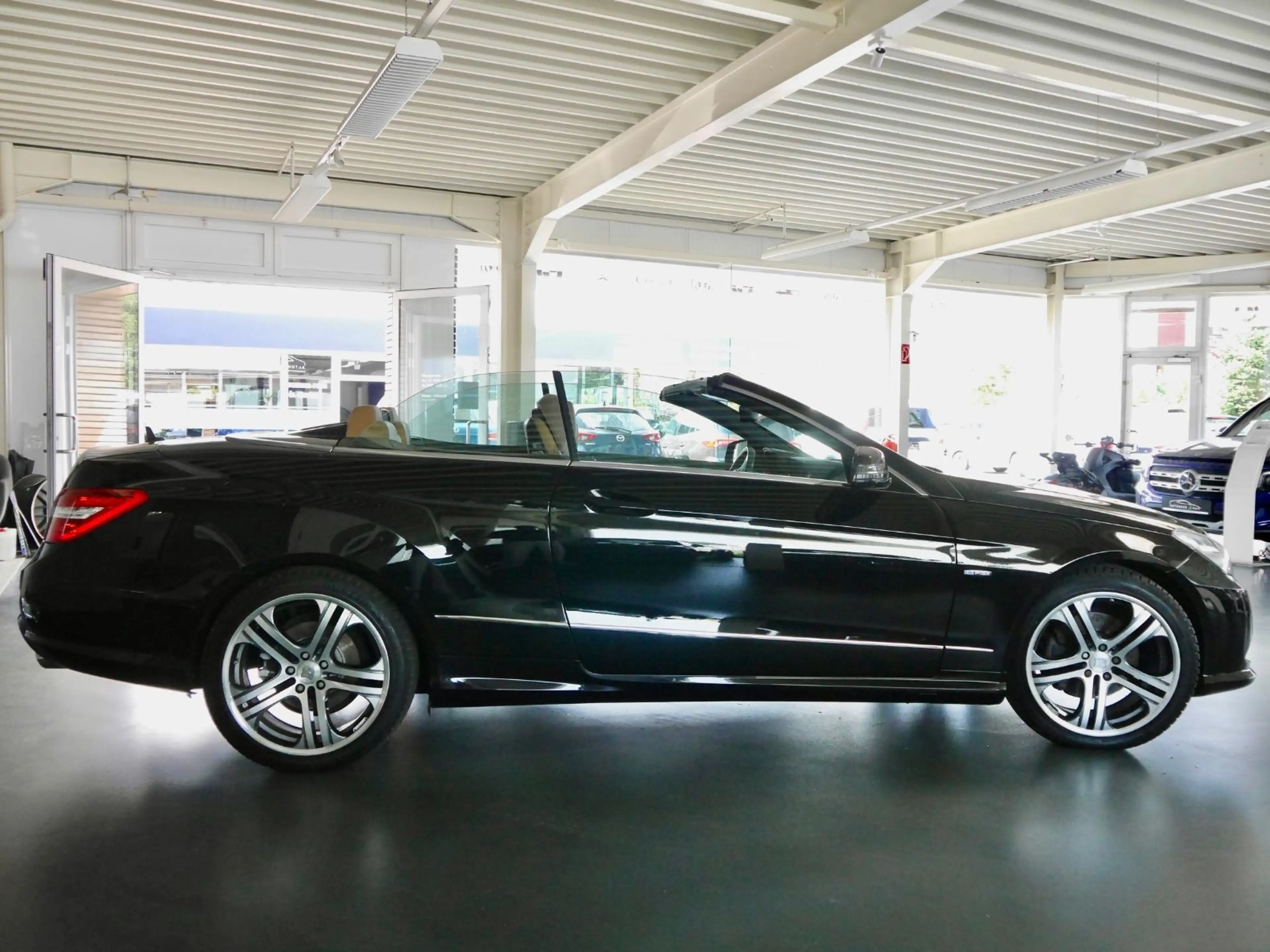 Mercedes-Benz E 350 Cabrio AMG*Leder*Navi*Brabus*2.Hand — photo 8