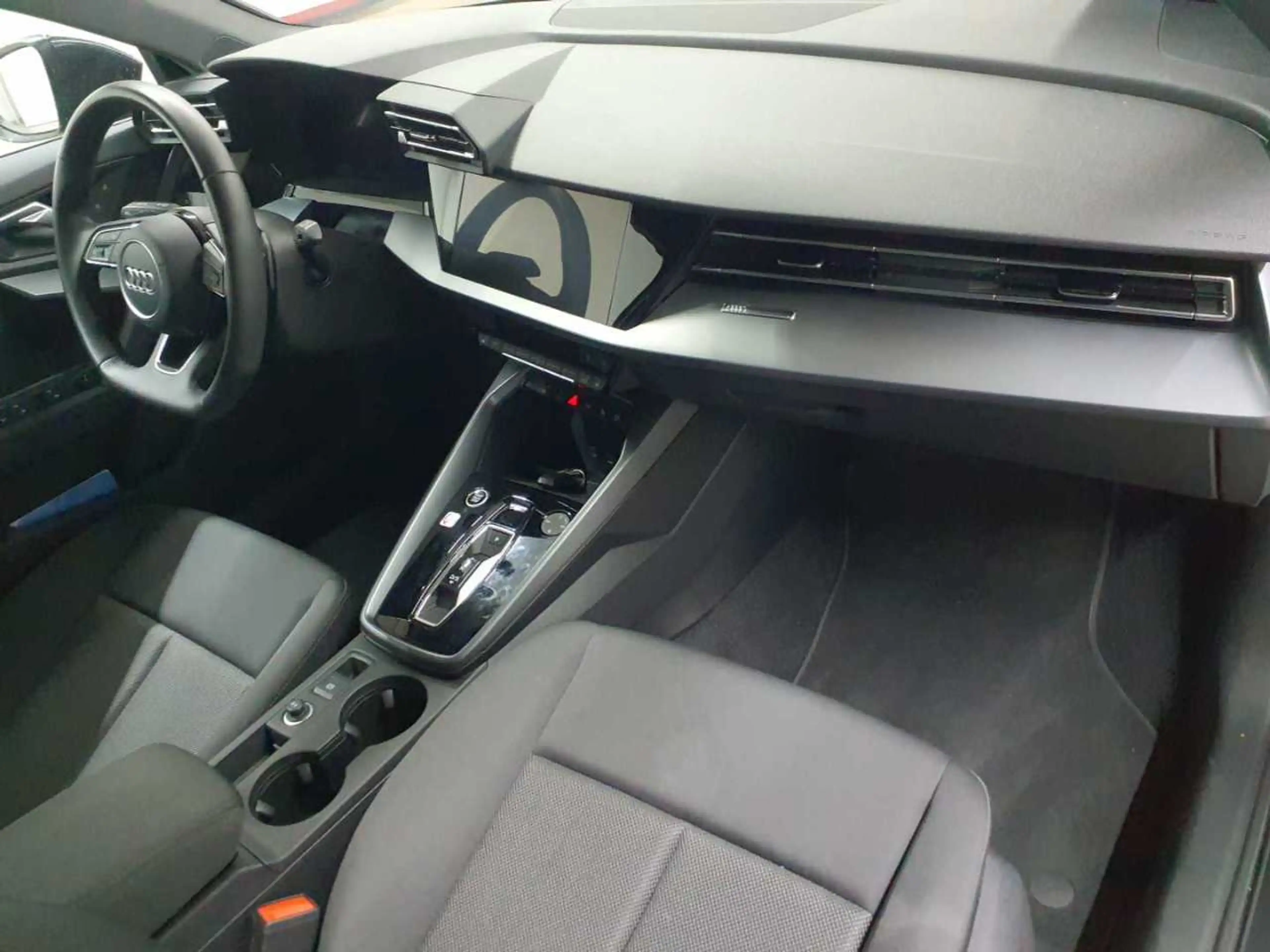 Audi A3 A3 30TFSI Sportback S tronic advanced SHZ NAV — photo 9