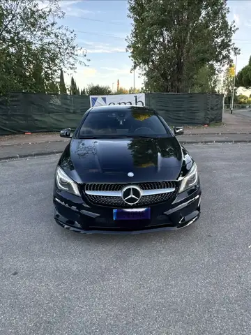 Mercedes-Benz CLA 220