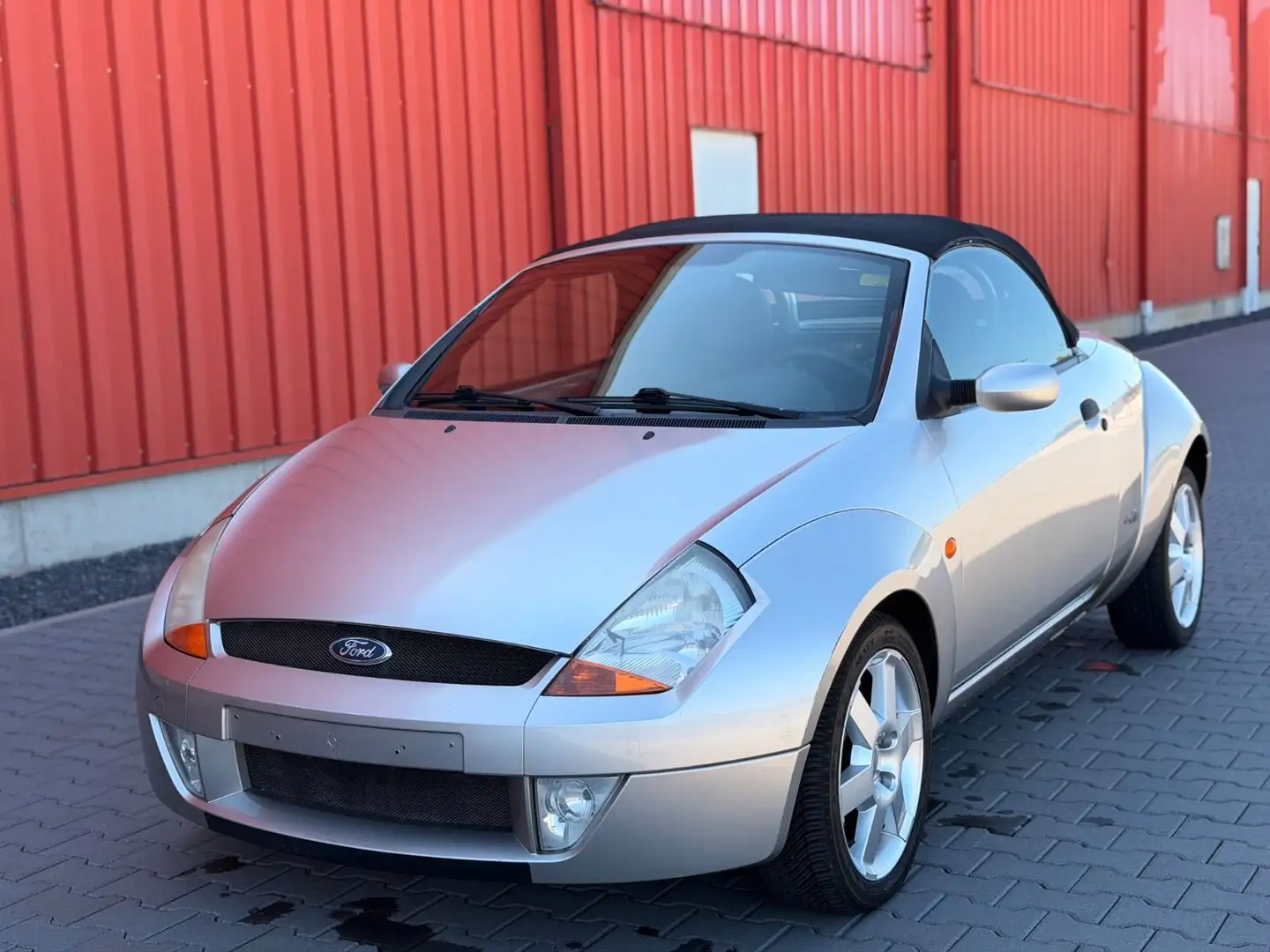 Ford Streetka 1.6  Cabrio Klima Leder Bremsen Neu Grau - 2