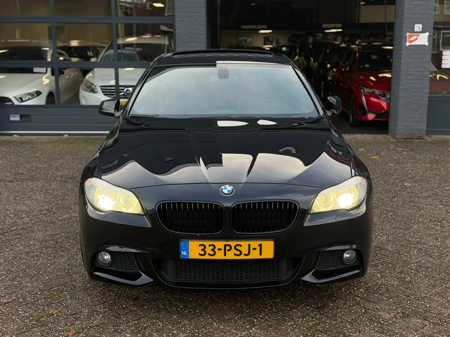 BMW 528 5-serie 528i HighEx Leer|Pano|M-Pakket|Nap|Xenon Negru - 2
