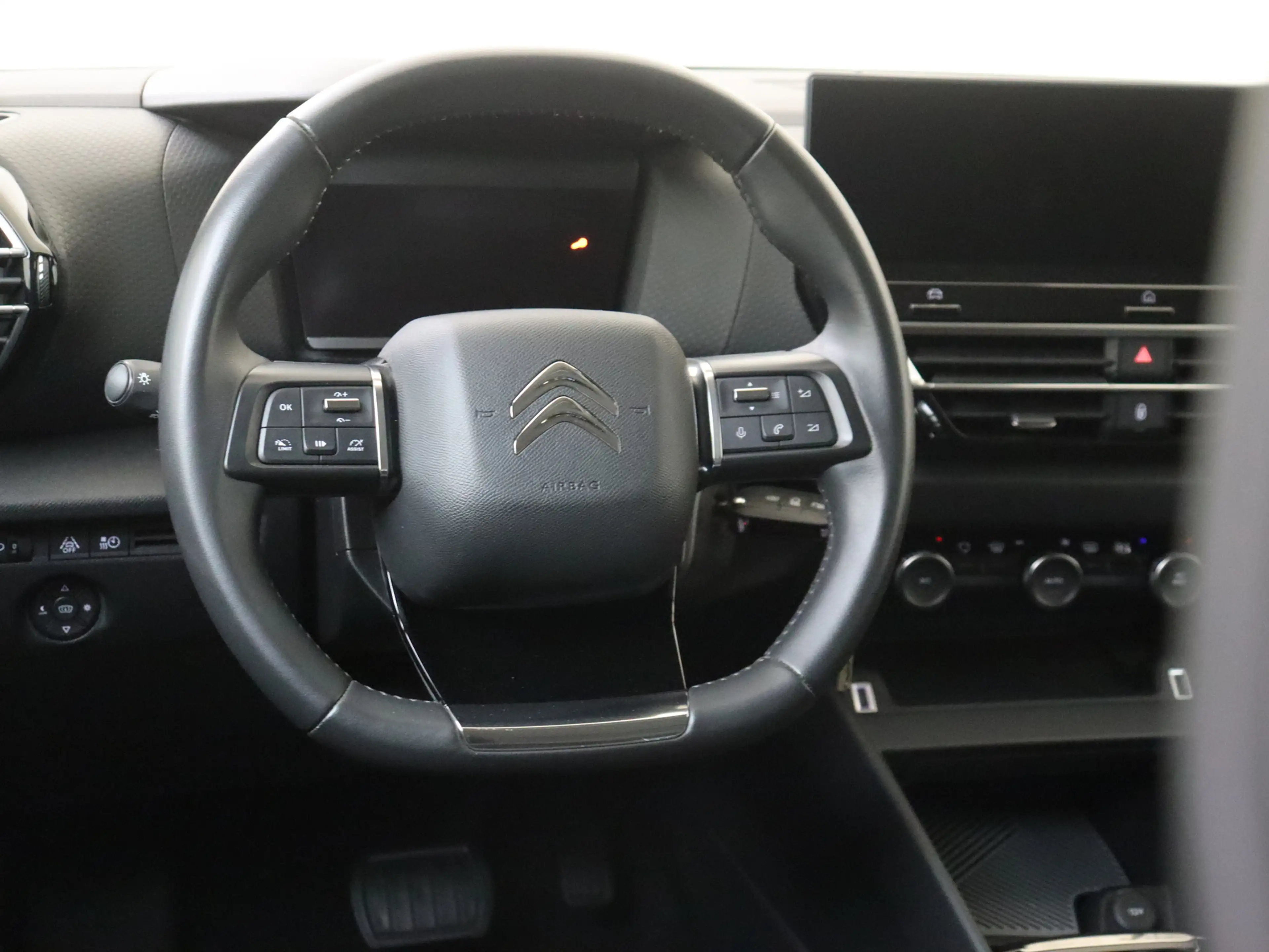 Citroen E-C4 Electric Feel Pack 50 kWh — photo 6
