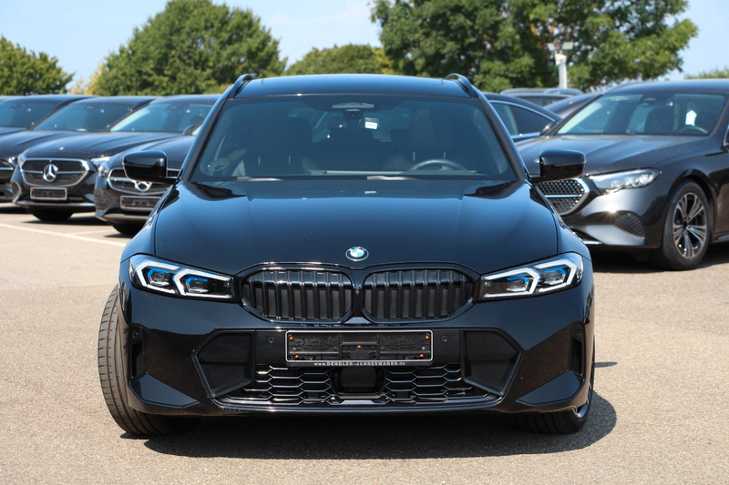 BMW 320 d xDrive Touring LEDER*AHK*HUD*STHZNG M Sport — photo 6