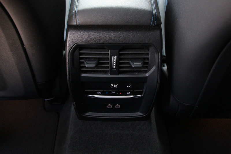 BMW 320 d xDrive Touring LEDER*AHK*HUD*STHZNG M Sport — photo 13