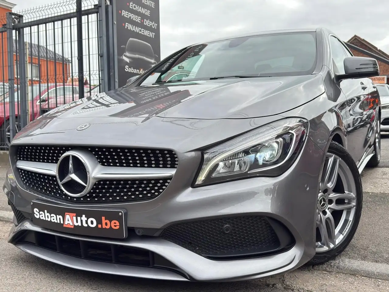 Mercedes-Benz CLA 200