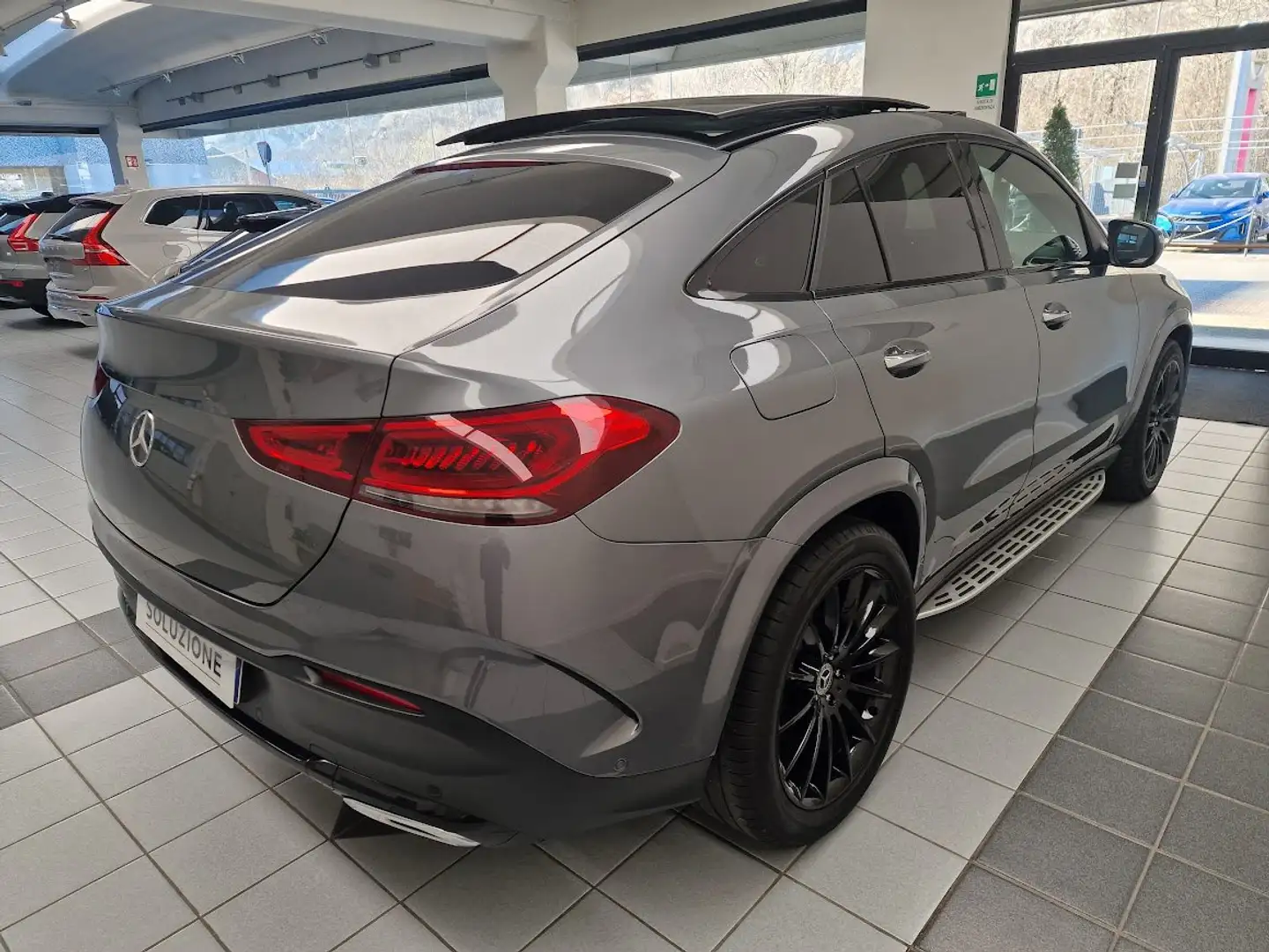 Mercedes-Benz GLE 350 GLE 350 d 4Matic Coupé Premium Plus AMG IVA ESPOS Grijs - 2