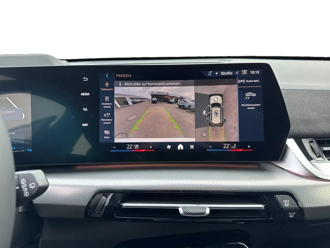 BMW X1 xDrive30e AHK 360° HEAD-UP PANO RFK HIFI LED 14