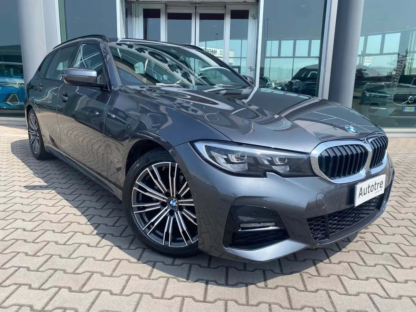 BMW 318 318d 48V Touring Msport Autom. Gris - 2