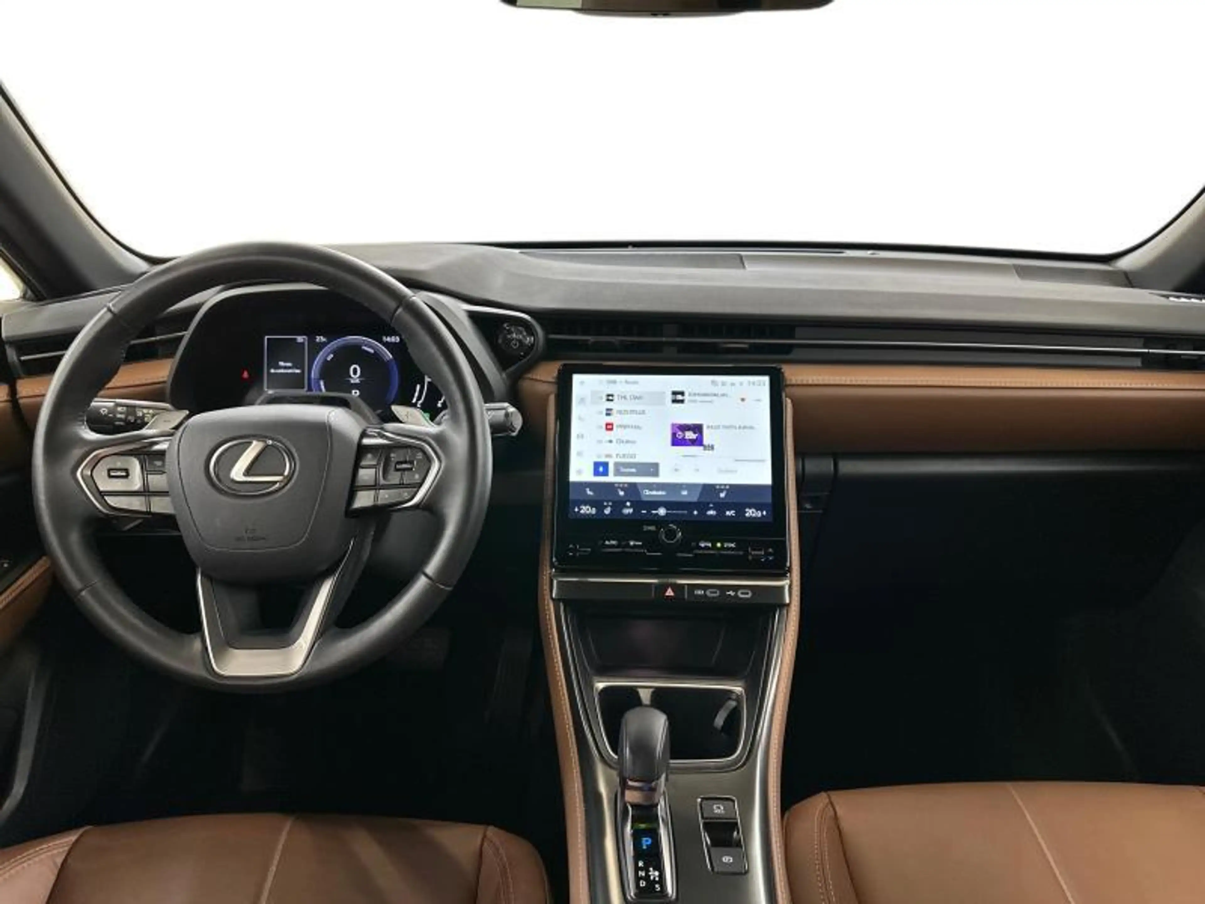 Lexus LBX 136hp HEV Relax — photo 9