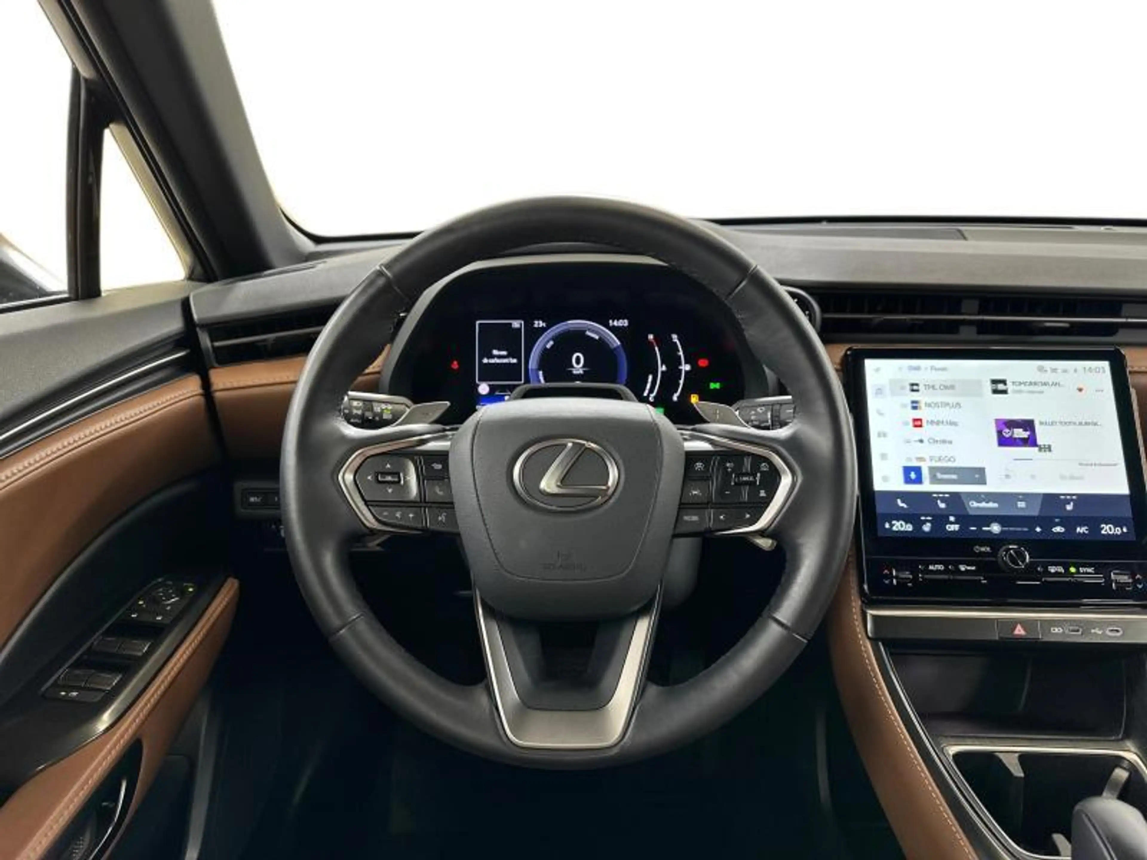 Lexus LBX 136hp HEV Relax — photo 10
