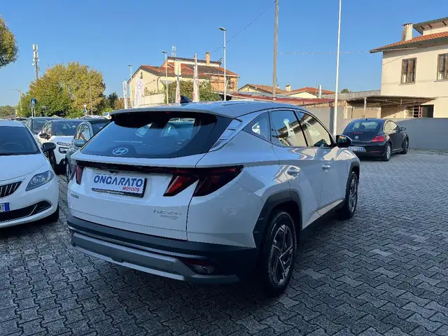 Hyundai Tucson view 5